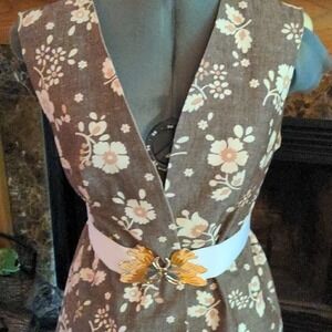 Women's Vintage 2 piece‎  floral print outfit  vest skirt suit